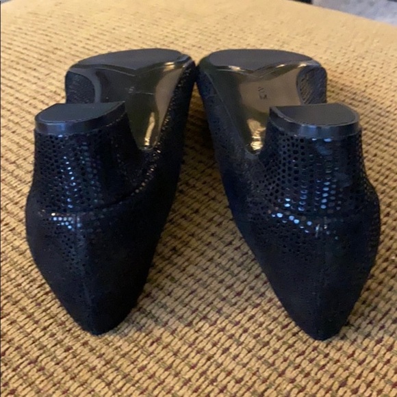 Vaneli Pumps - Picture 5 of 5